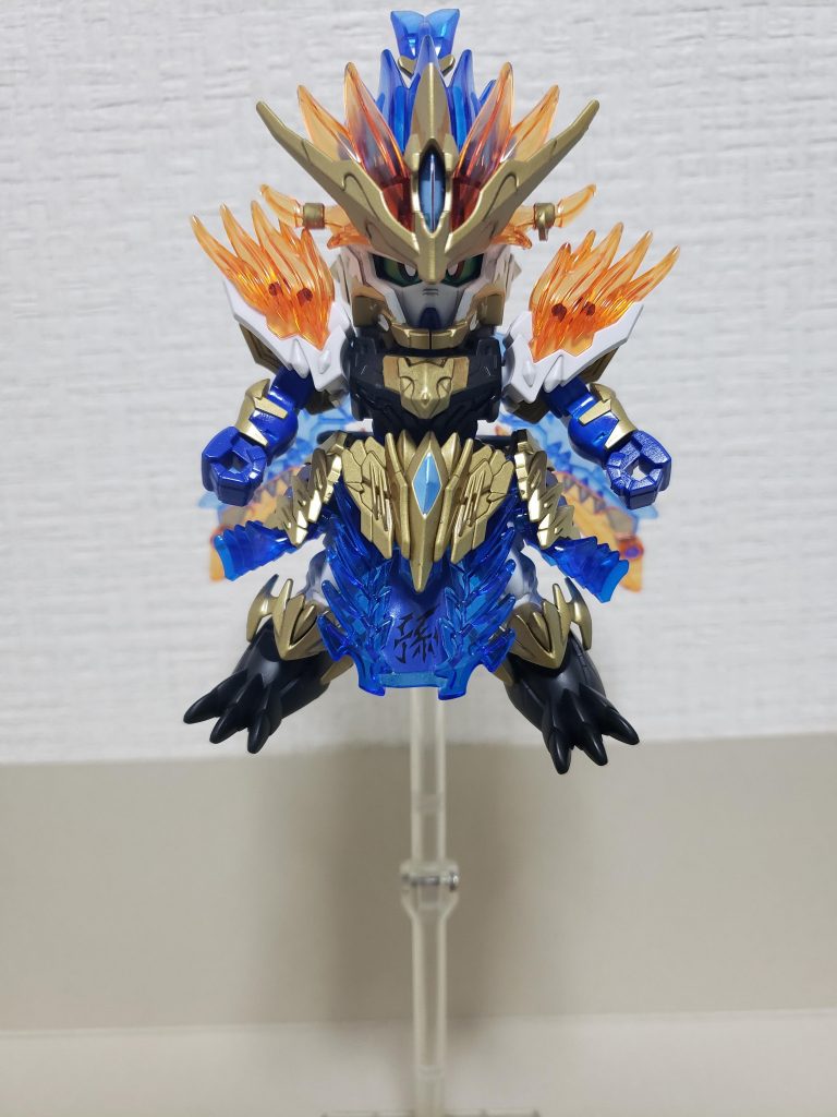 正面
白 つや消しホワイト
金色 ブルーゴールド
青 キャラクターブルー
クリアブルー クリアブルー
墨入れ エナメル墨入れブラック