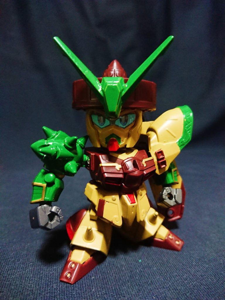 まだ諸葛亮が南伐に初出した頃、遁走を続けていた南蛮軍の孟獲の命により先に翔に帰順した南蛮の将。
酒宴の席にあっても孟獲より酔うことはなかった。
三叉矛を持ち水中からの奇襲を得意とする。