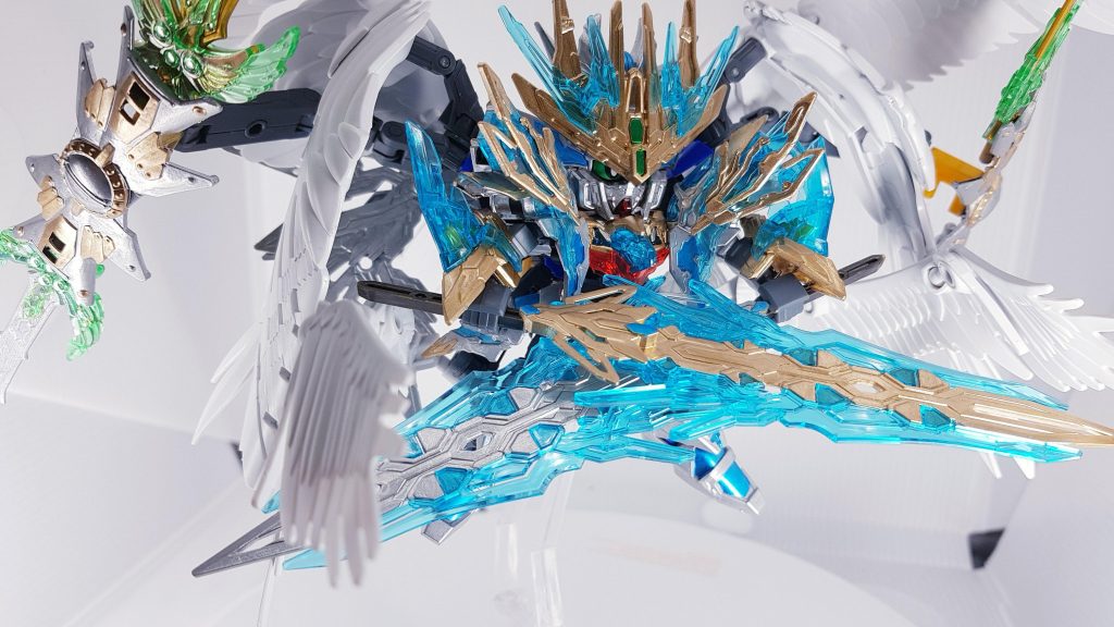 様々な材料を組み合わせた後、塗装しました