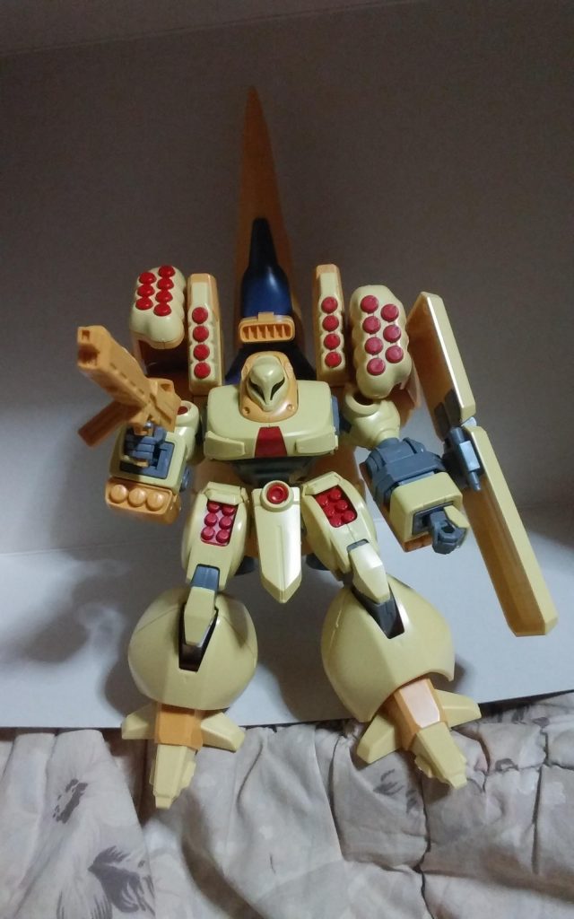 一斉射撃をしているポーズです。
周りの敵を一網打尽にできます。(*^-^)