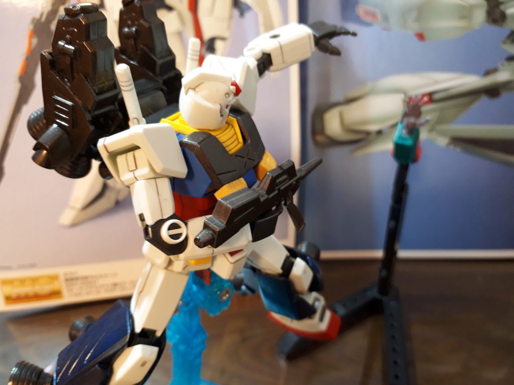 高機動型ガンダム–4枚目/制作者：キャクブガー