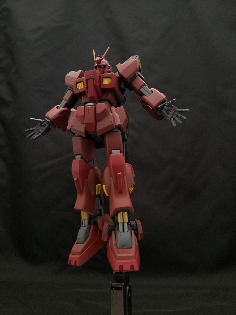 ガンダムビルドファイターズトライに登場するアメイジングレッドウォーリア登場シーンのマネ。