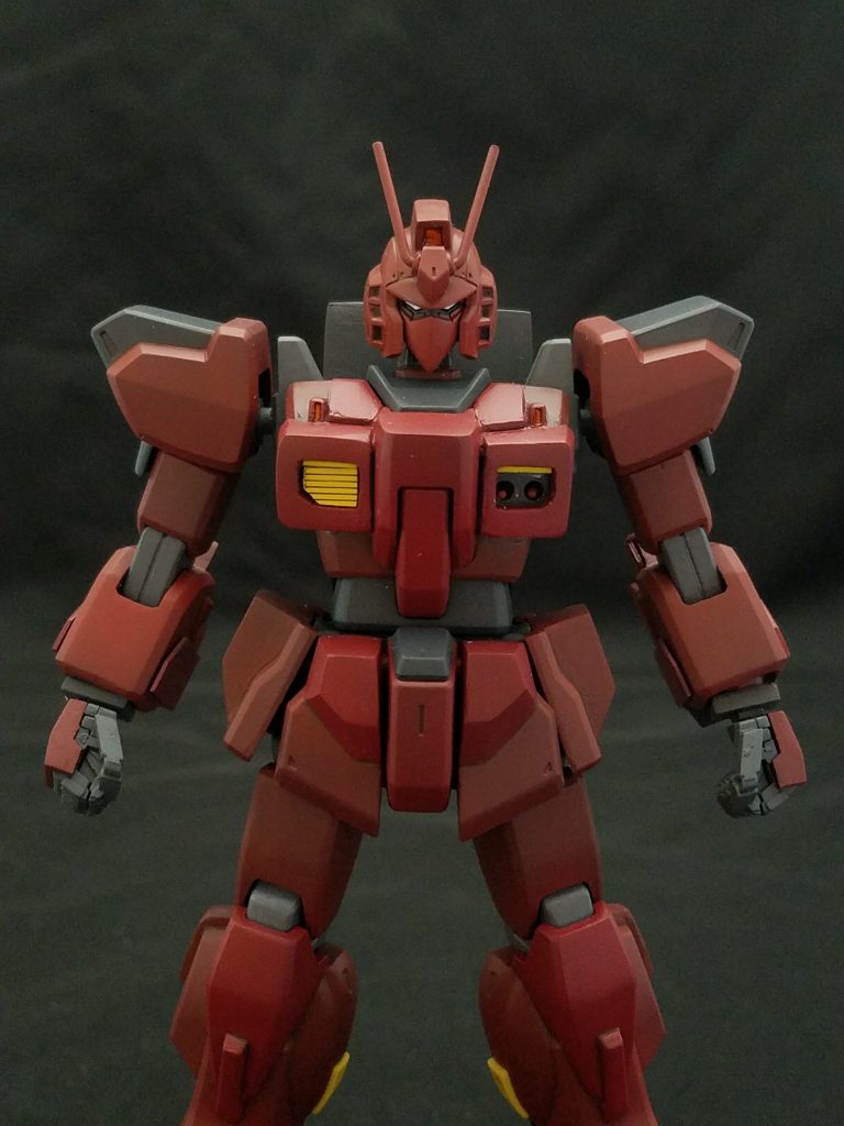 元ネタ同様、胸部ミサイルも再現。
ダクトパーツは両面テープにて脱着可能。
ミサイルは爪楊枝。
収納部分はベースキットの元々のダクトパーツを付けるダボ穴をそのまま利用(笑)