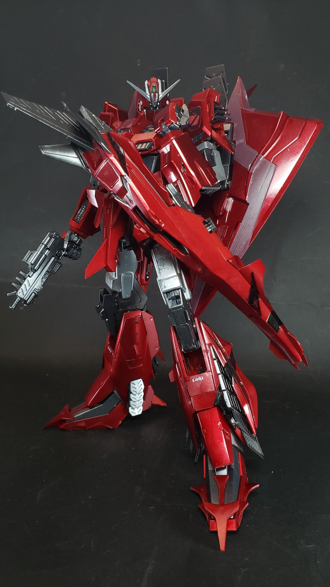 MG ZガンダムⅢ号機 P2型 レッドゼータ｜鈴木 克海さんのガンプラ作品 