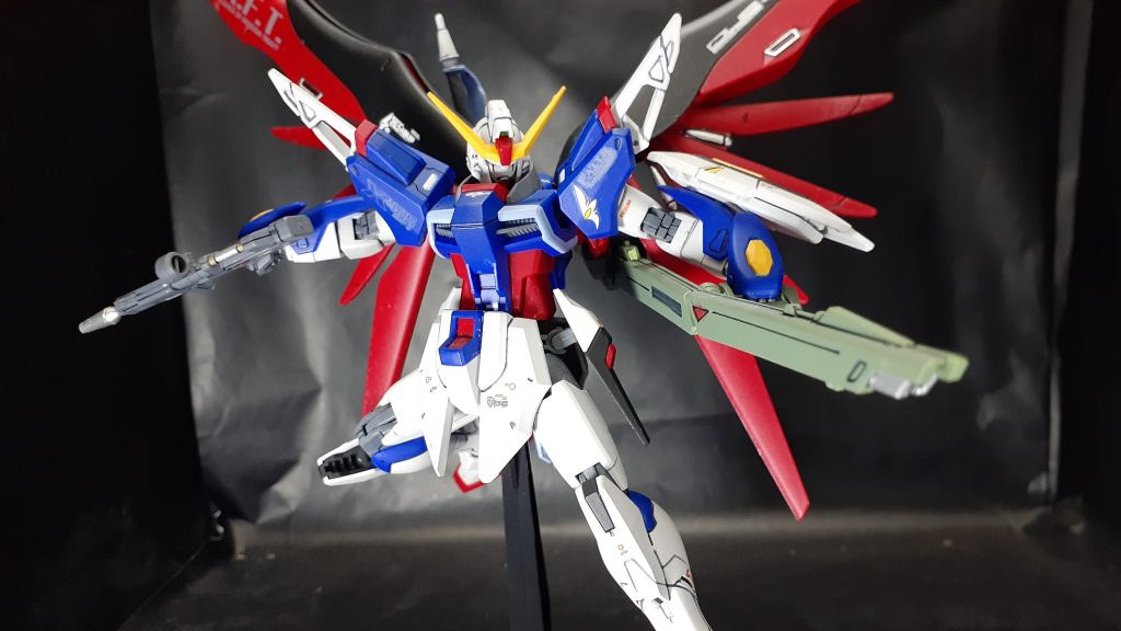 ビーム砲構え
ここも砲口をシルバー塗装