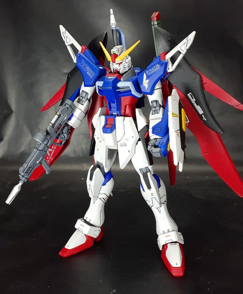 前
基本的にランナーごとスプレー塗装→筆やマーカーで部分塗装してます
デカールはMG用とRG用を併用