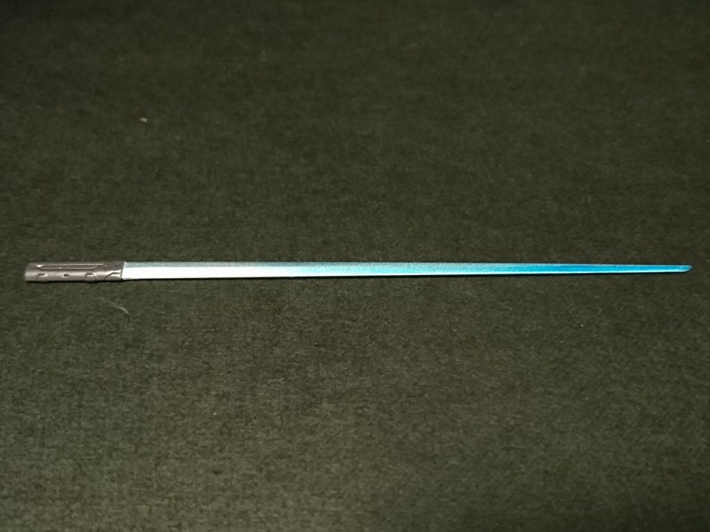 ソニックブレード
グラハムさんのその後をイメージして刀っぽい形状に削っています。