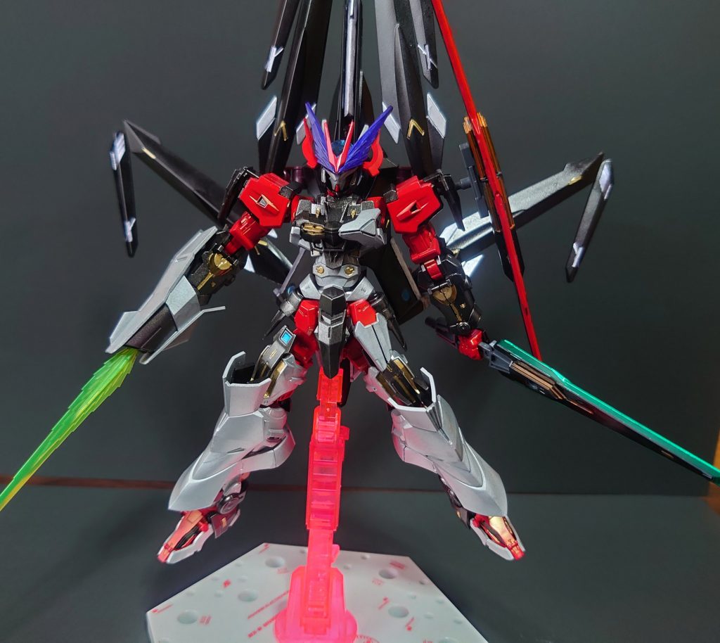 Xコネクト
アストレイレッドドラゴンを参考にビームを頭部から放出。
ミラージュコロイドの能力も使えるようになった。