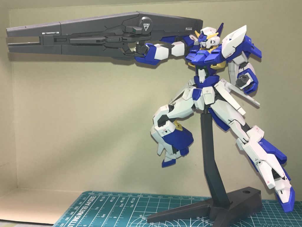 ダイタルバズーカ
シンプルな造形だからデカールで情報量あげてます。