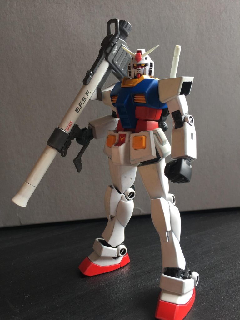 体にデカールを貼ろうか悩みましたが今回は無しにしました。次回は貼ります…