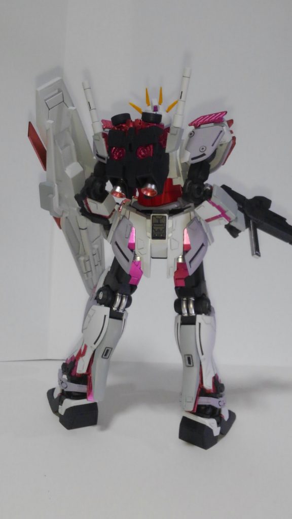 途中、楽しくなってきてやりすぎ、結果として下半身に集中しすぎてしまいました。
ただ成功云々より自分の中でどの厚さのプラ板を使えばいいか理解できたのが
大きかったです。