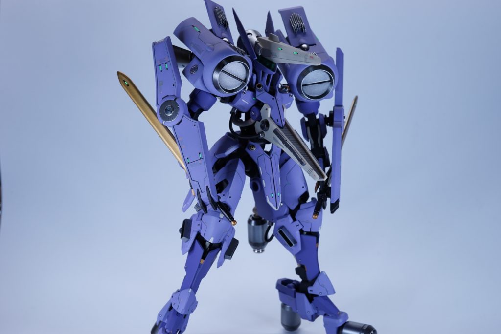 そして、完成したのがこちらになります!
軽いスジボリの追加
パイピング
グリーンポイントの追加
カラーの変更
といった感じです。
スタイルはいじってません!
元からナイスバディでした