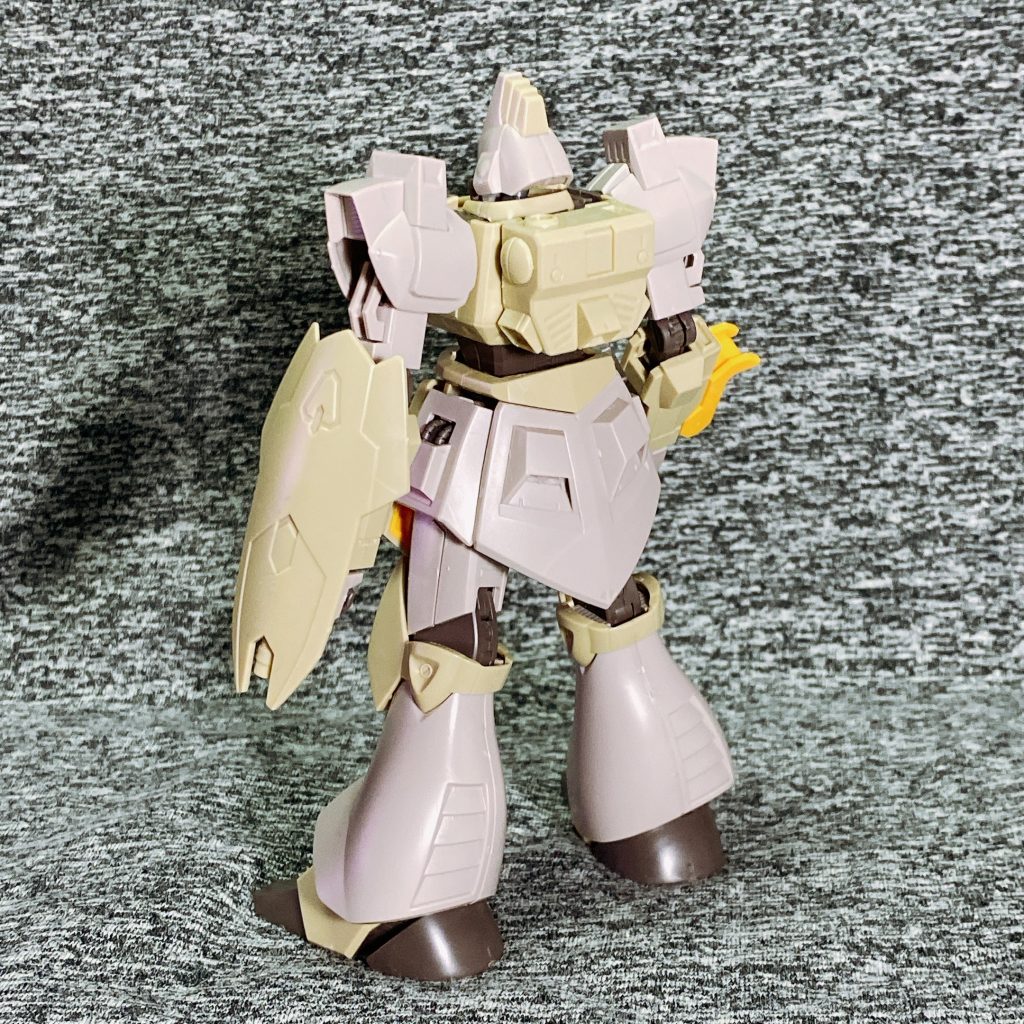 背中がまたいい。