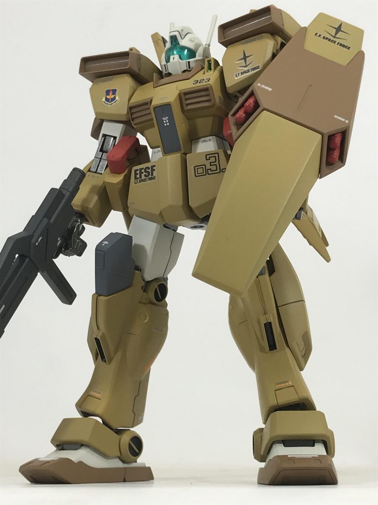 先ずは3号機（機体No.323）から紹介。加工は合わせ目消しのみ。UC時代に運用されているという設定で、ビームライフル、シールドはジェガンのものを流用しました。
