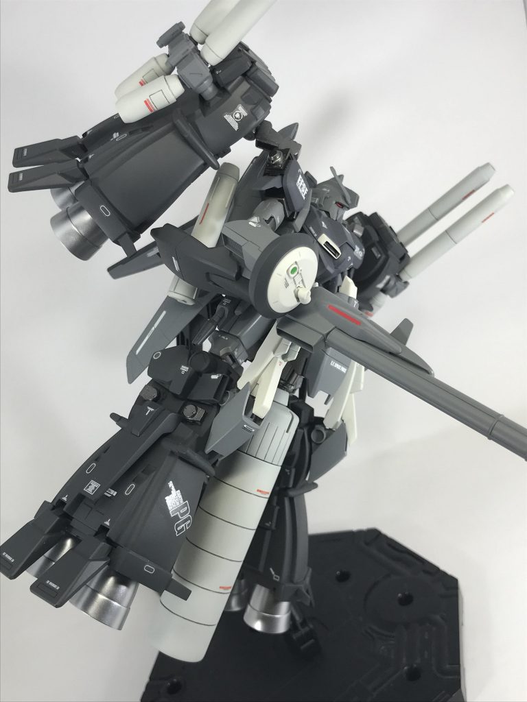 本当の型式番号はC1 Bstですが
ゼータプラスA1型のキットを
使用したので形式番号を敢えて
A1 Bstと表記してみました。^_^