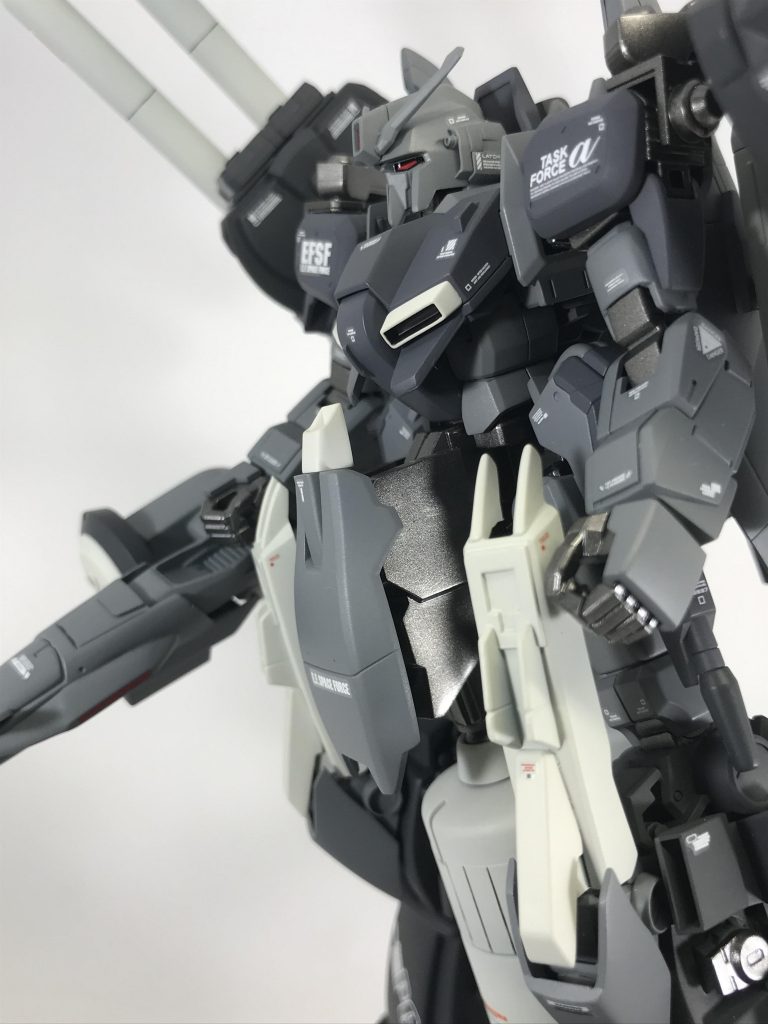 実は手元にプレバンで購入したHGUC
のC1型やExガンダムx2があり、2つ目
を作成する素材は揃ってるんですが…
2号機を作成するか思案中。(~_~;)