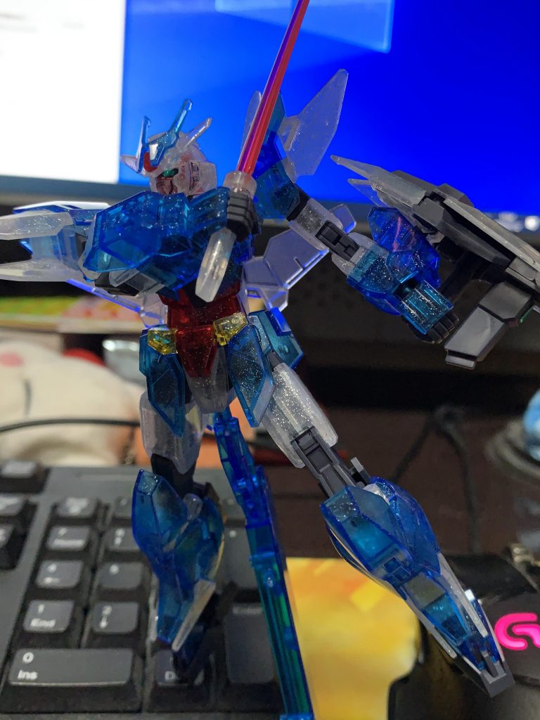 撮影ブースすら使わないという雑さで申し訳ないですが、キットが気になってた方はこれを見てガンダムベースに足を運ぶきっかけにしていただければ