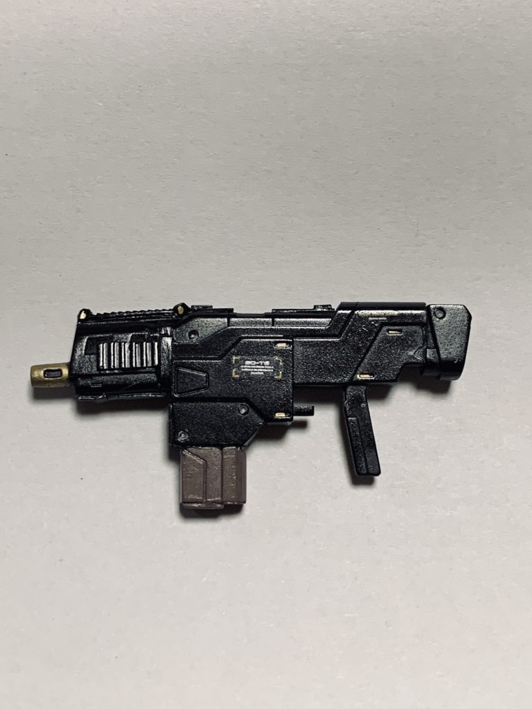 サブウェポン、アサルトライフル 反動軽減機構を搭載。