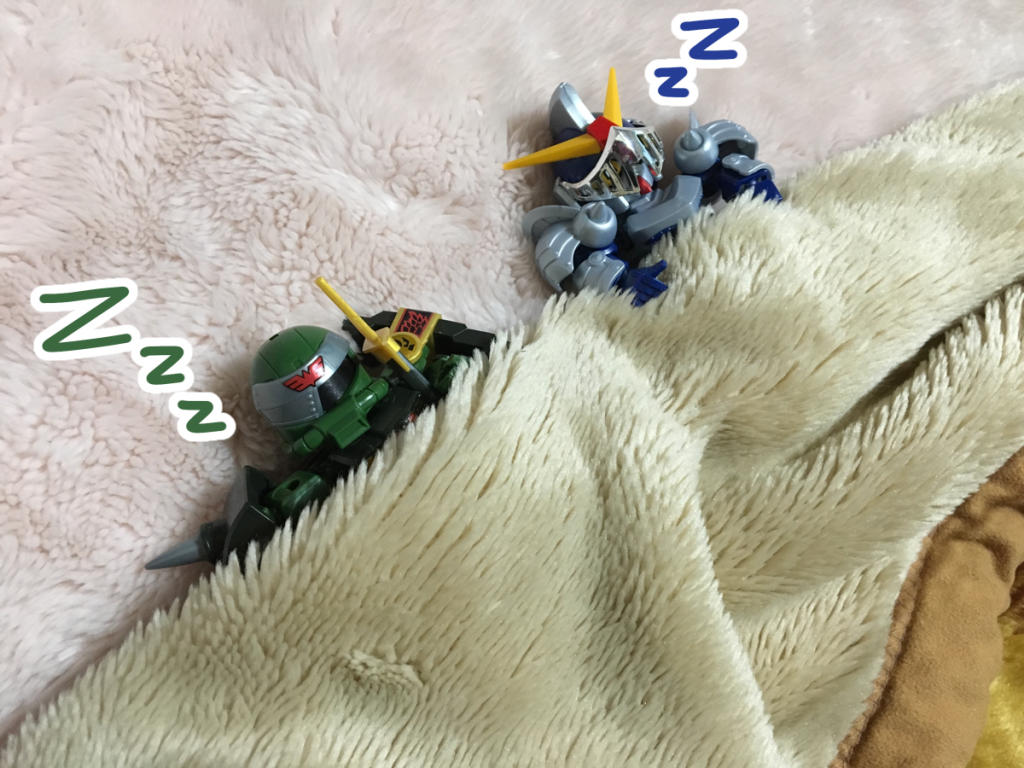 二度寝しましたね。
人間が目の前にいるのに油断しまくりですね。仮にも武士がそんなんでいいのか。