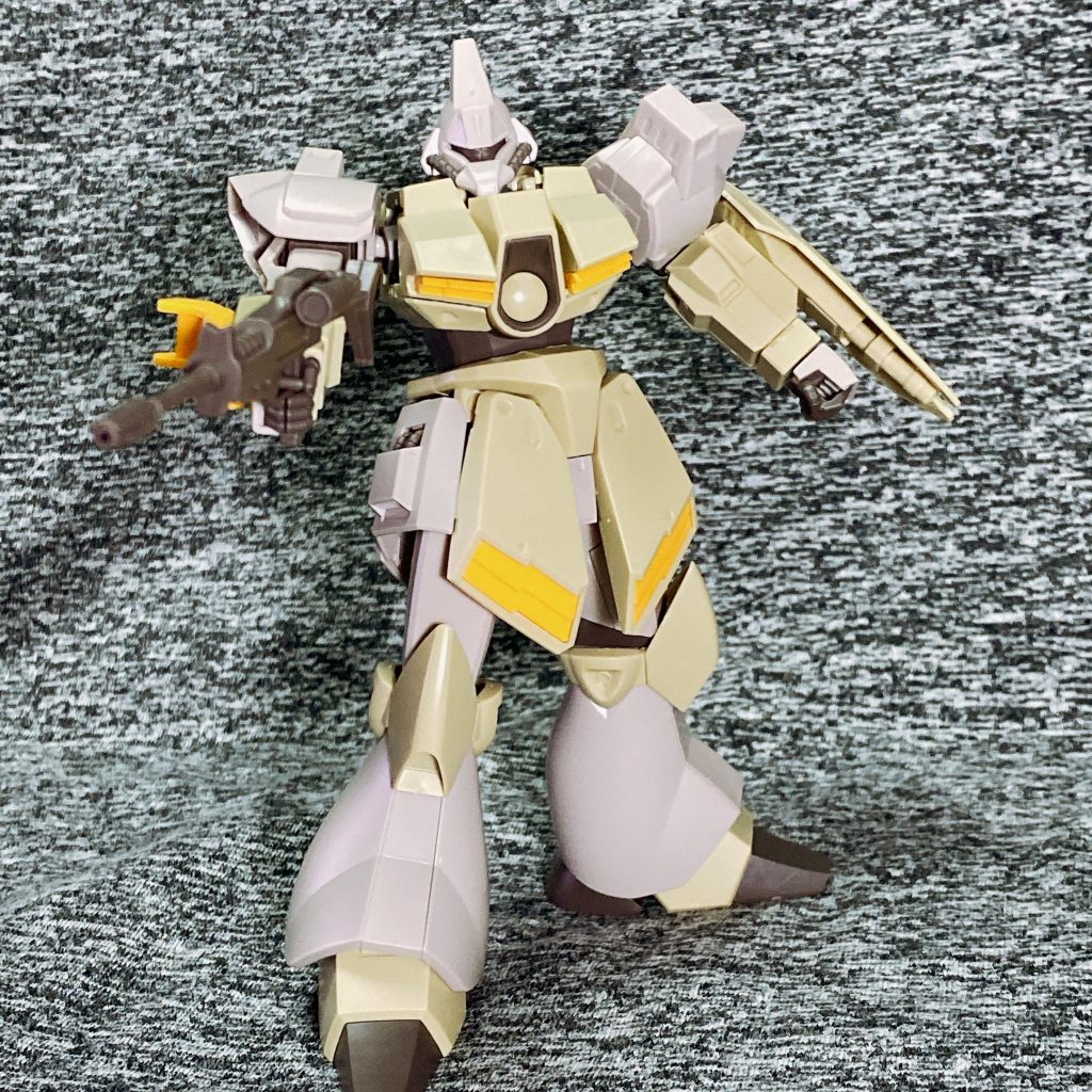 GMⅡセミストライカー的な立ち位置で考えてます。
現地改修機なノリで。
なので、型番はガルバルディβのままです。