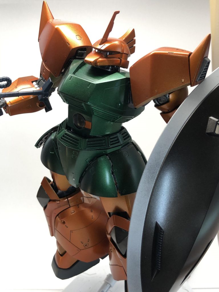 なんとなく飛んでそうな感じで。