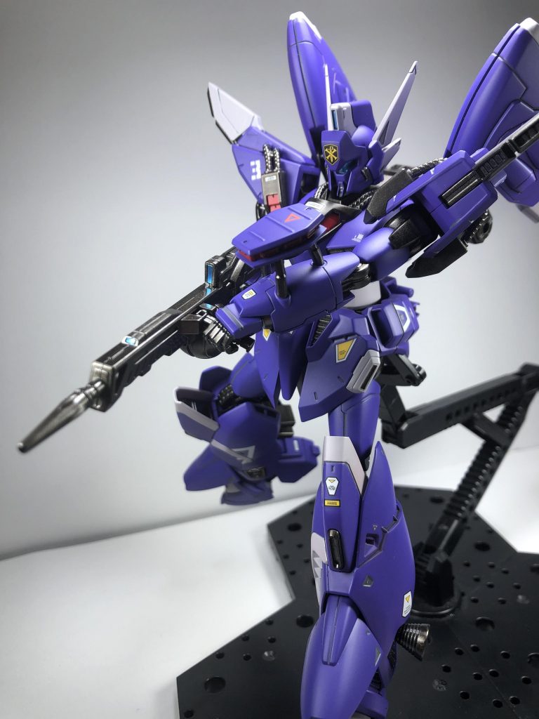 旧キットとは比べ物にならない可動範囲