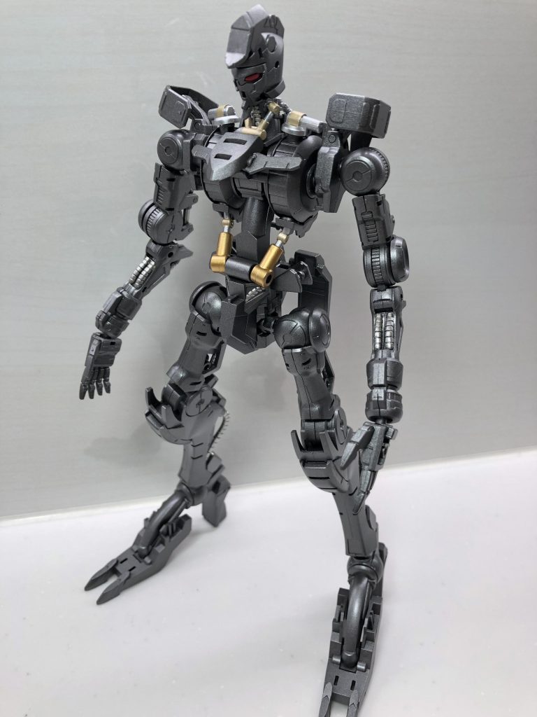 フレームはかなり手を抜いてます。