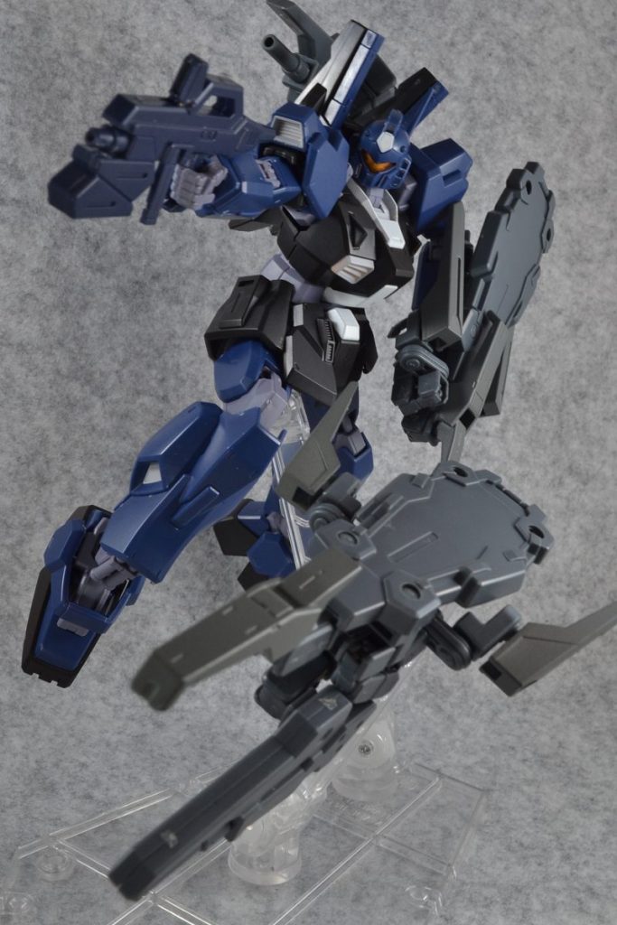 ビットと連携。ビームライフルはヘイズルのものです。