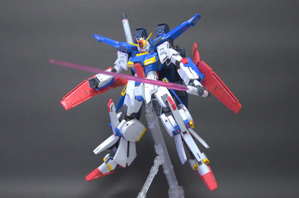 PGサイズのビームサーベルも似合いますね。