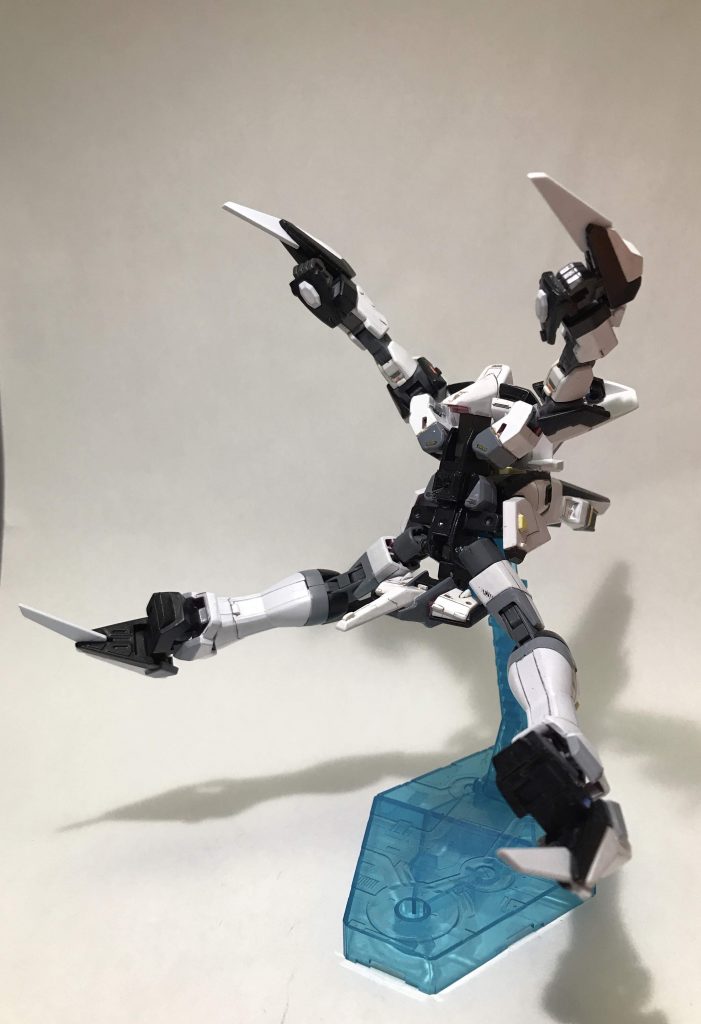 一応変形はなんなく出来ます笑