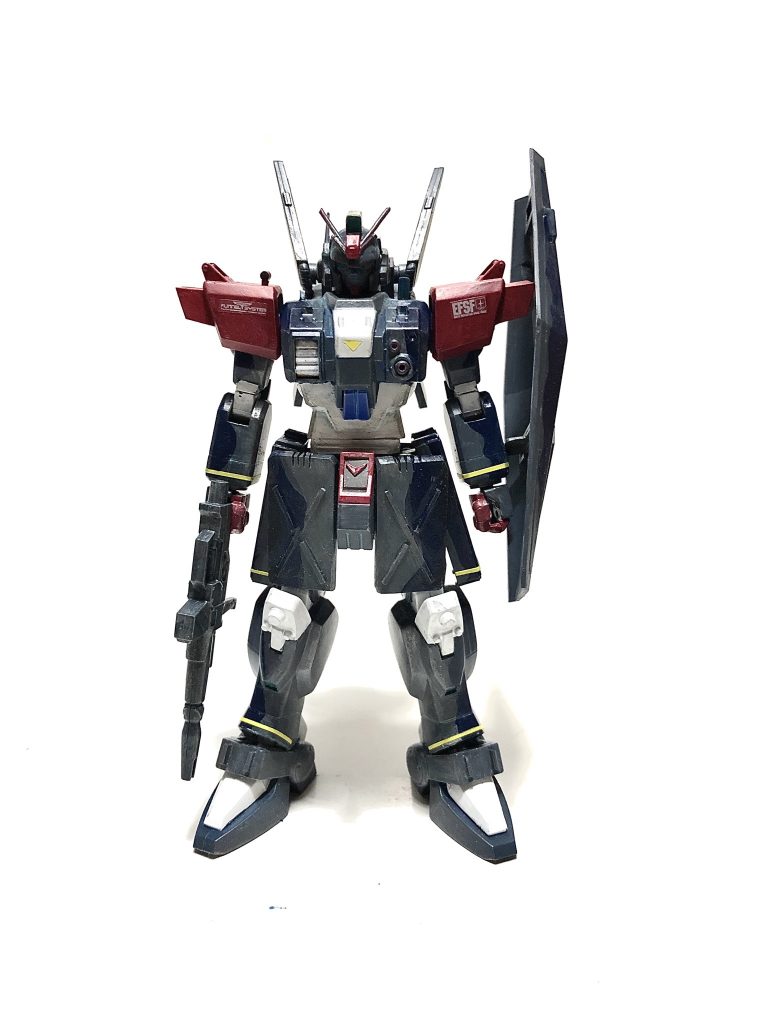 まえ

陸戦ガンダム＆ザクのHG2in1キットから作りました。

このキット装備も豊富でお買い得だ☆