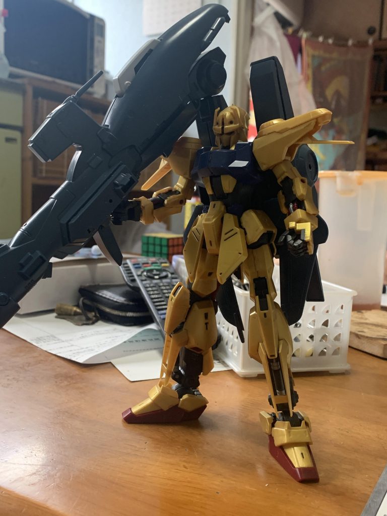 問題なく自立してます