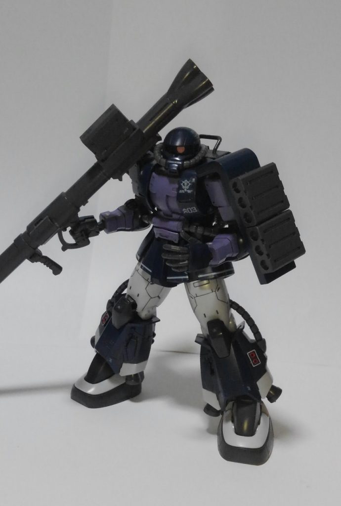 こちらは完全にパチ組+墨入れのみ。
キット自体の色分けが非常によろしいので、付属のシールだけで
中々の出来になりました。