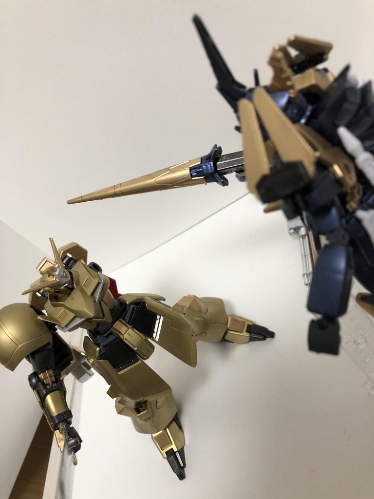 ゴルディオンガンダムを圧倒