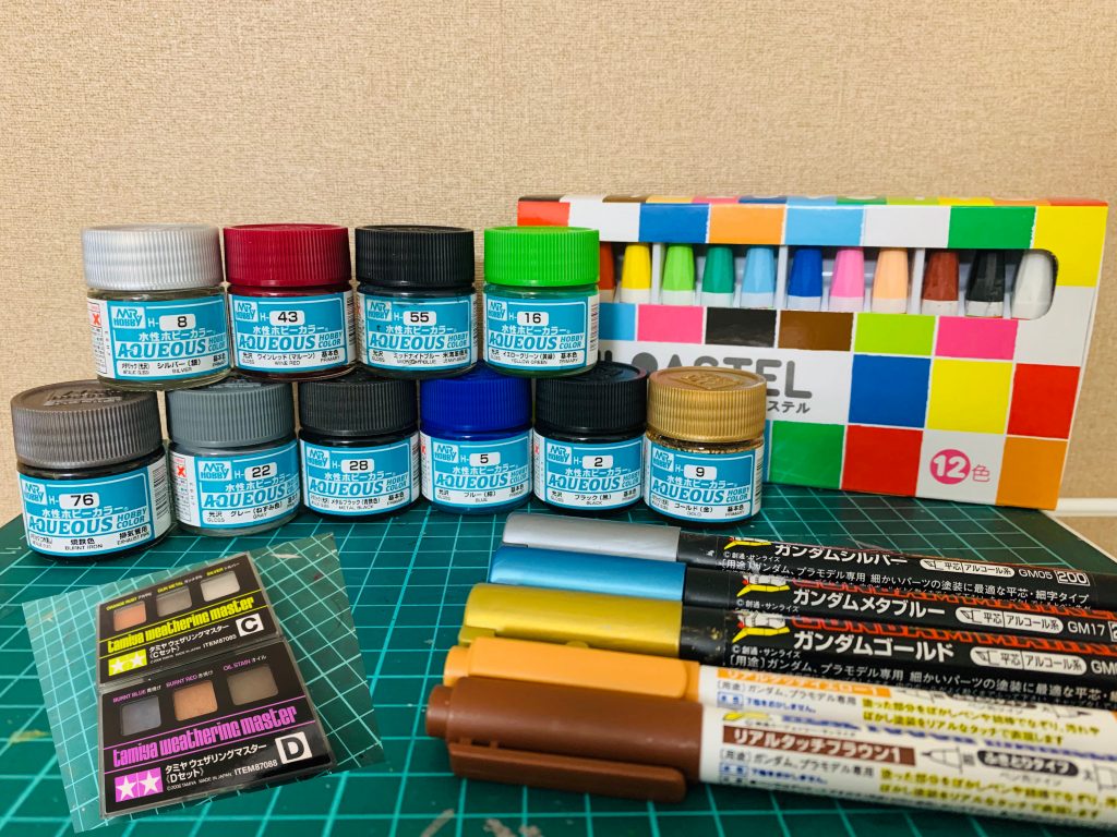 今回使用した塗料等になります。