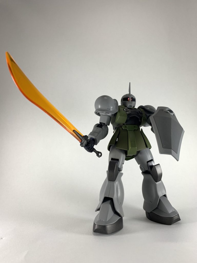 ヒートサーベル構えサーベルと盾はリバイブグフから借用