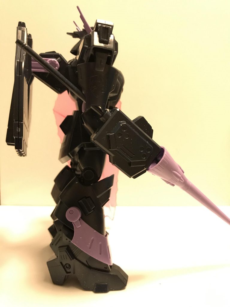 ギロスのショットランスはマシンガンが4門。