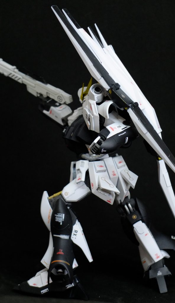 今回途中経過を撮り忘れました、ごめんなさい
スカートにフィンらしき物を追加したりしています