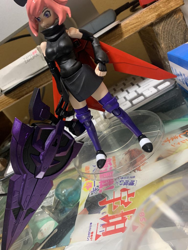 武装はジオニックソード