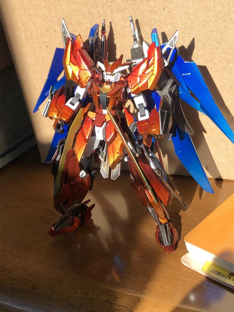 太陽光を当てるとグラデーションがよりハッキリと分かります。