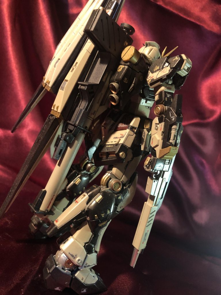 RGνガンダム　アレンジ塗装–4枚目/制作者：Oume Oume