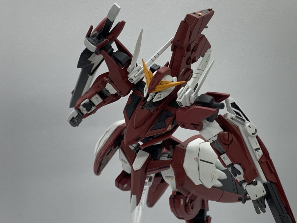 基本カラーはアルケーガンダムを参考に暗めのレッド。
(3号機のカラーなんかじゃない…うん)
