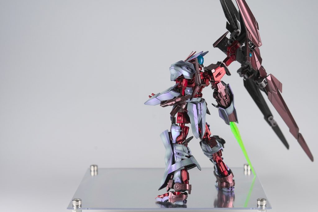 HG ガンダムアストレイ・ノーネーム–3枚目/制作者：七式ガンプラ部