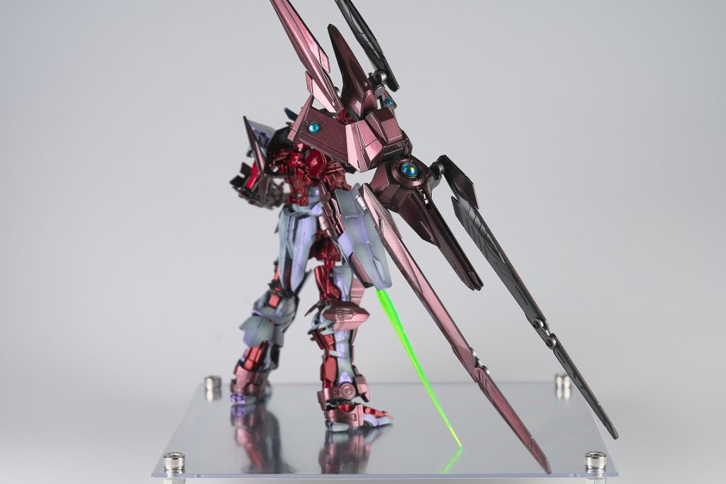 HG ガンダムアストレイ・ノーネーム–4枚目/制作者：七式ガンプラ部