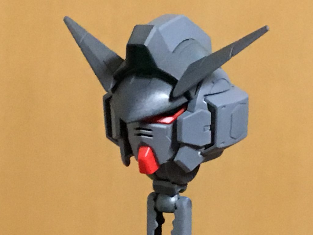 目つきを少し悪くするために、ひさしの延長や角度変更を行いました。
…ちょっとやりすぎました反省(^^;;