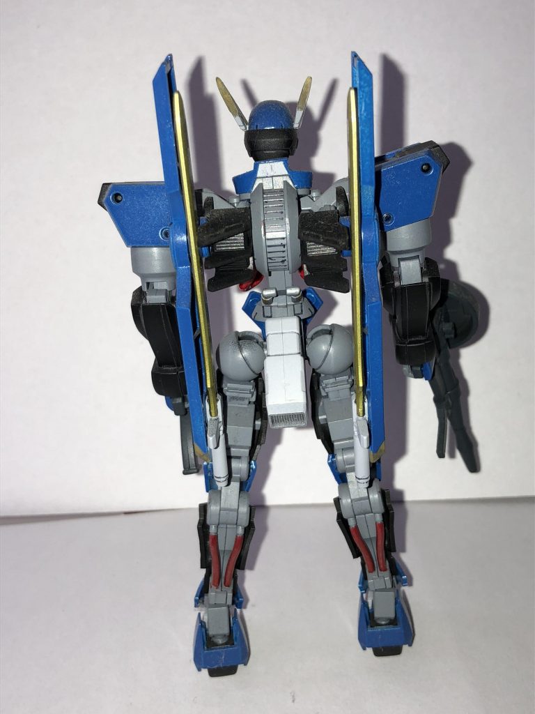 少し背中のスミ入れに失敗。