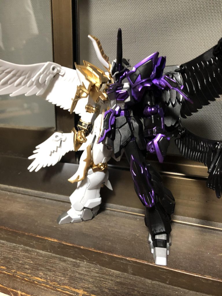 塗装直後の写真です。
なんだかんだこのショットが一番カッコイイ説すらあるんですよね……