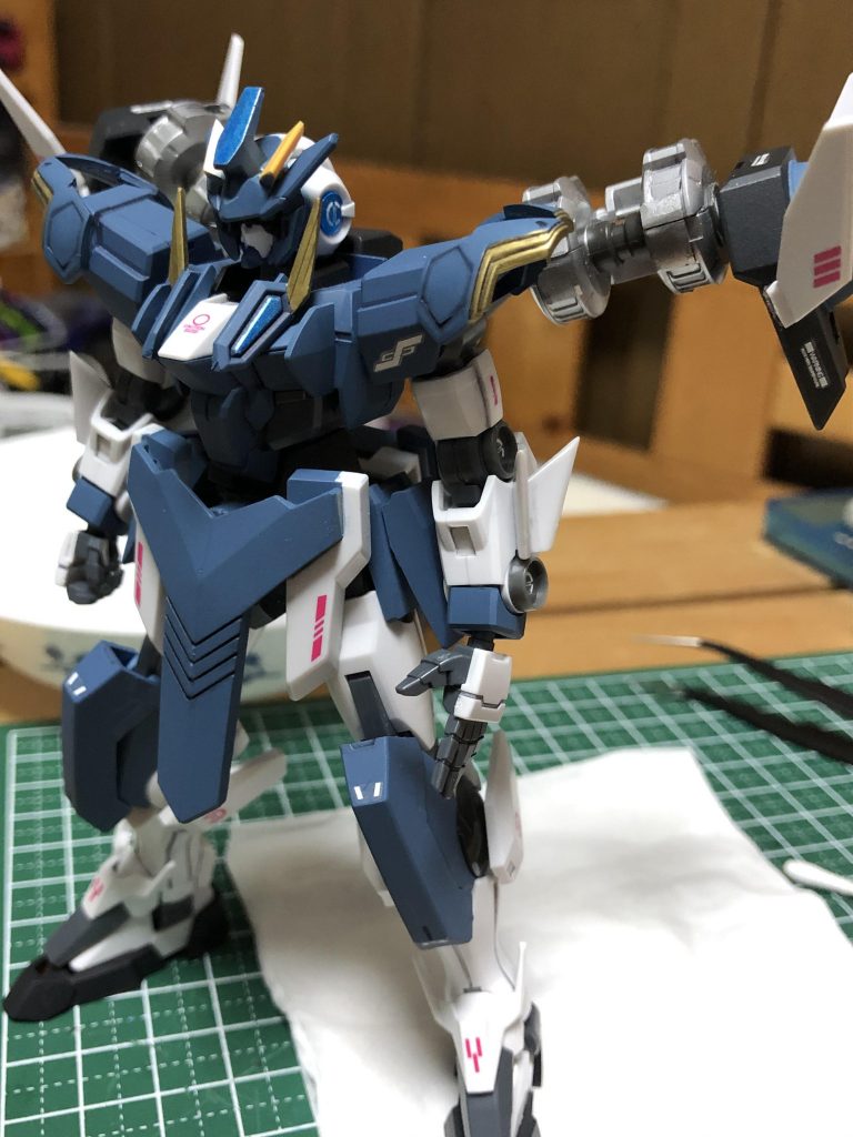 デカール追加版です。コトブキヤさんのプラモについていたものを持て余していたので使ってみました。