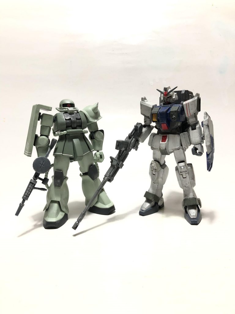 お正月友達(友達はHGザク)と1dayモデリングで部分塗装で作った陸戦ガンダムを改造しました。