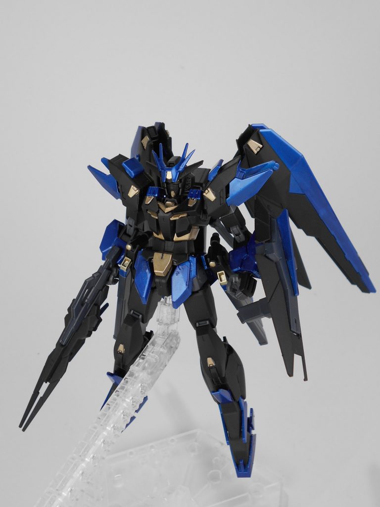 PKMS-GS-14-EF フライヘルデガンダム。
アースリィガンダムとフリーダムガンダムをミキシングしました。
名前のフライヘルデはドイツ語で「地球」と「自由」の造語です。